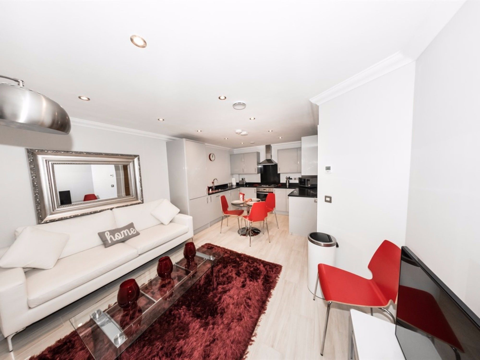 Фото Malthouse Court