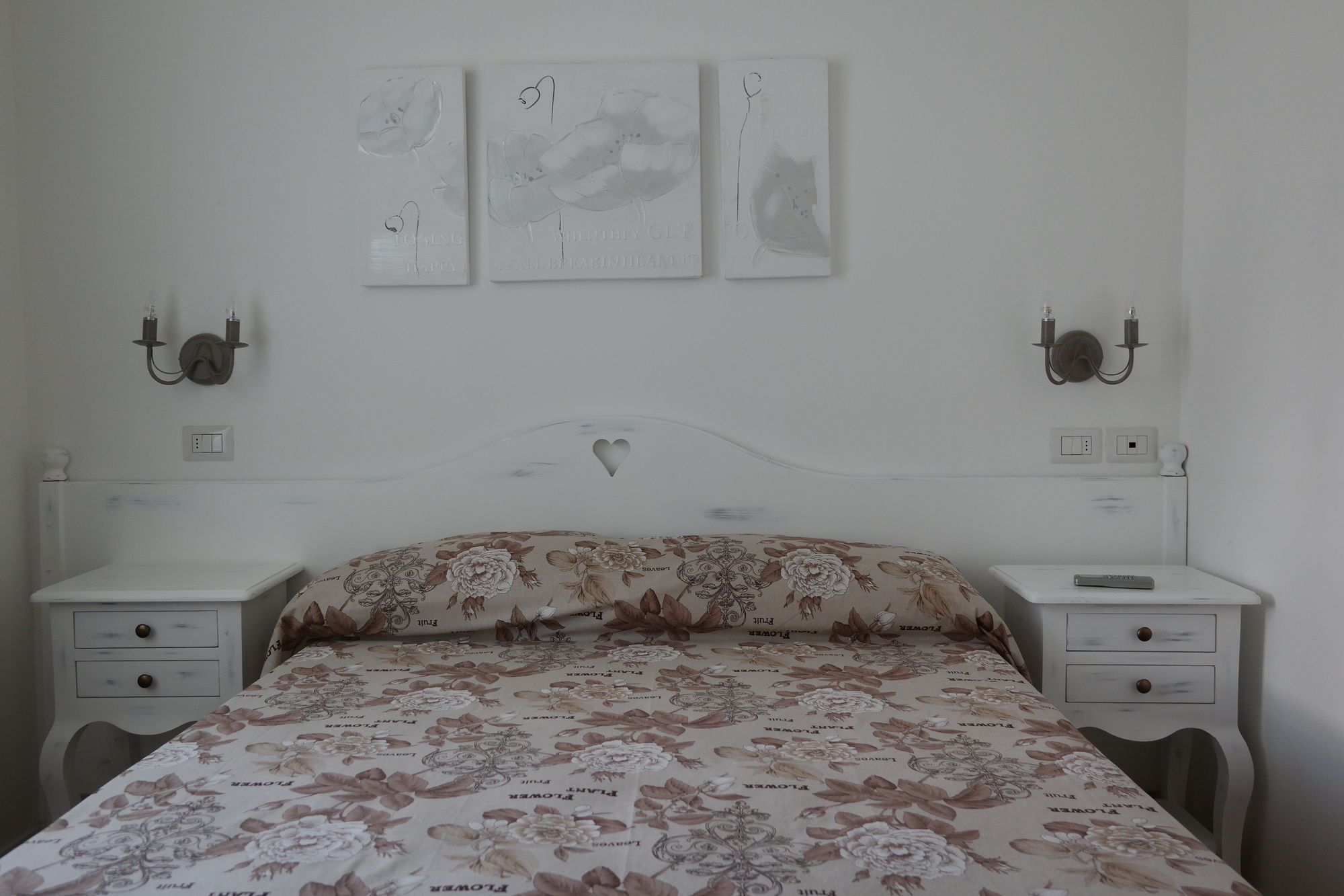 Фото Hotel La Scogliera