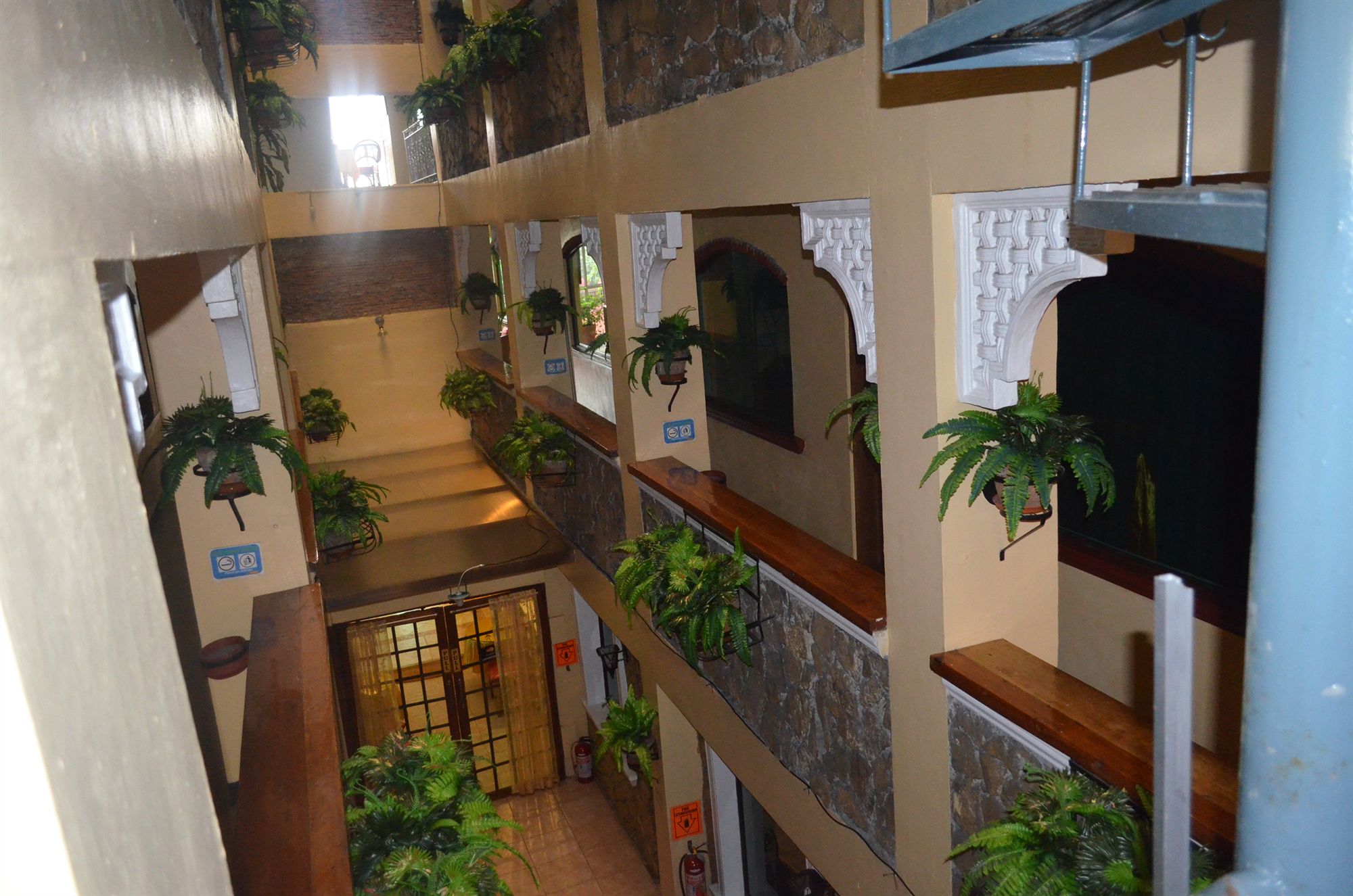 Фото Saint Illians Inn