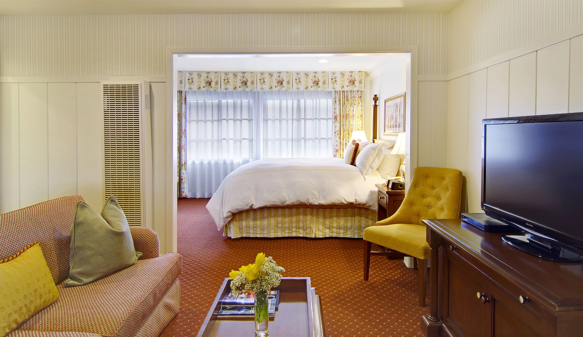 Фото Wayside Inn