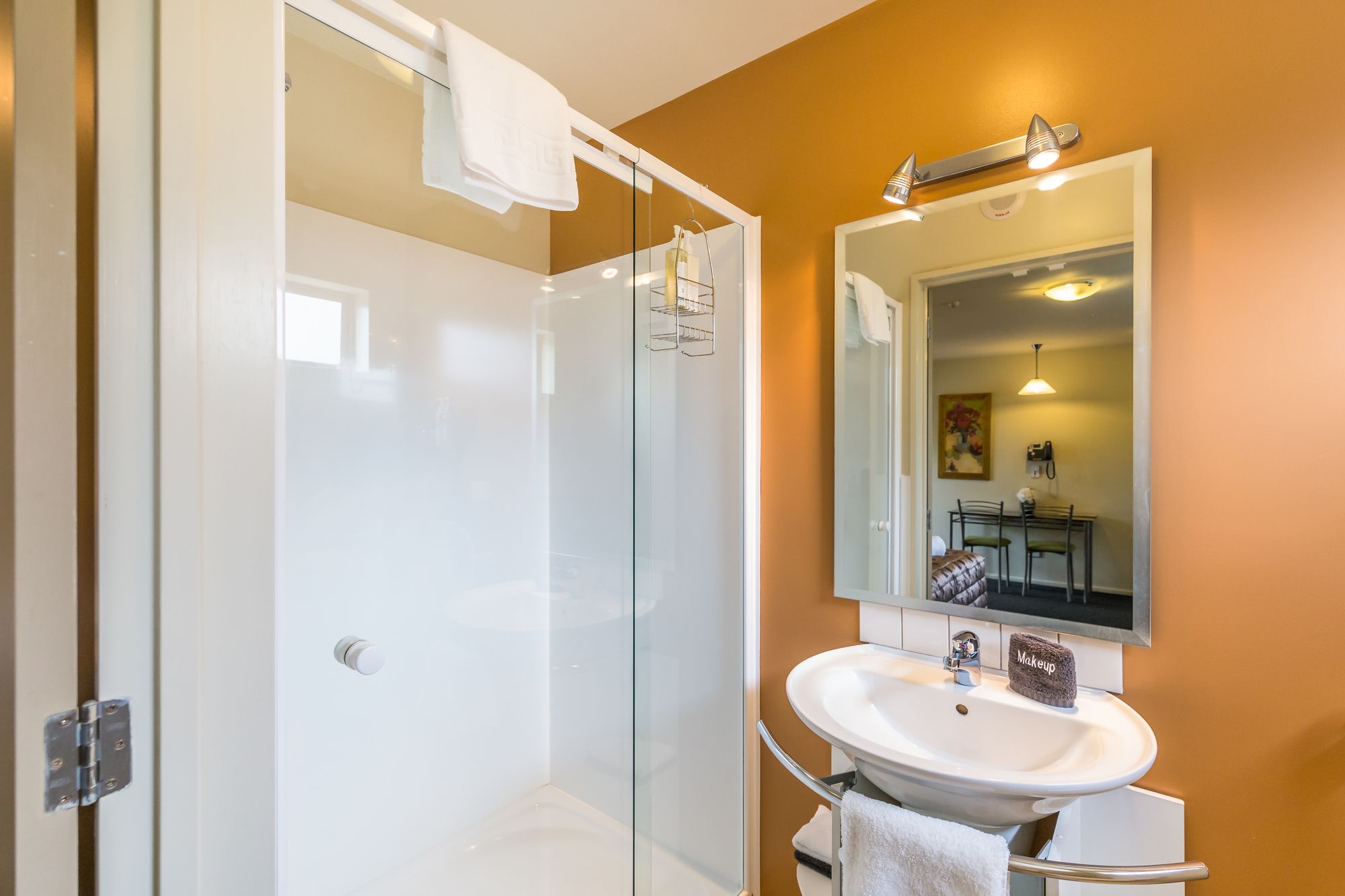 Фото Roma On Riccarton Motel