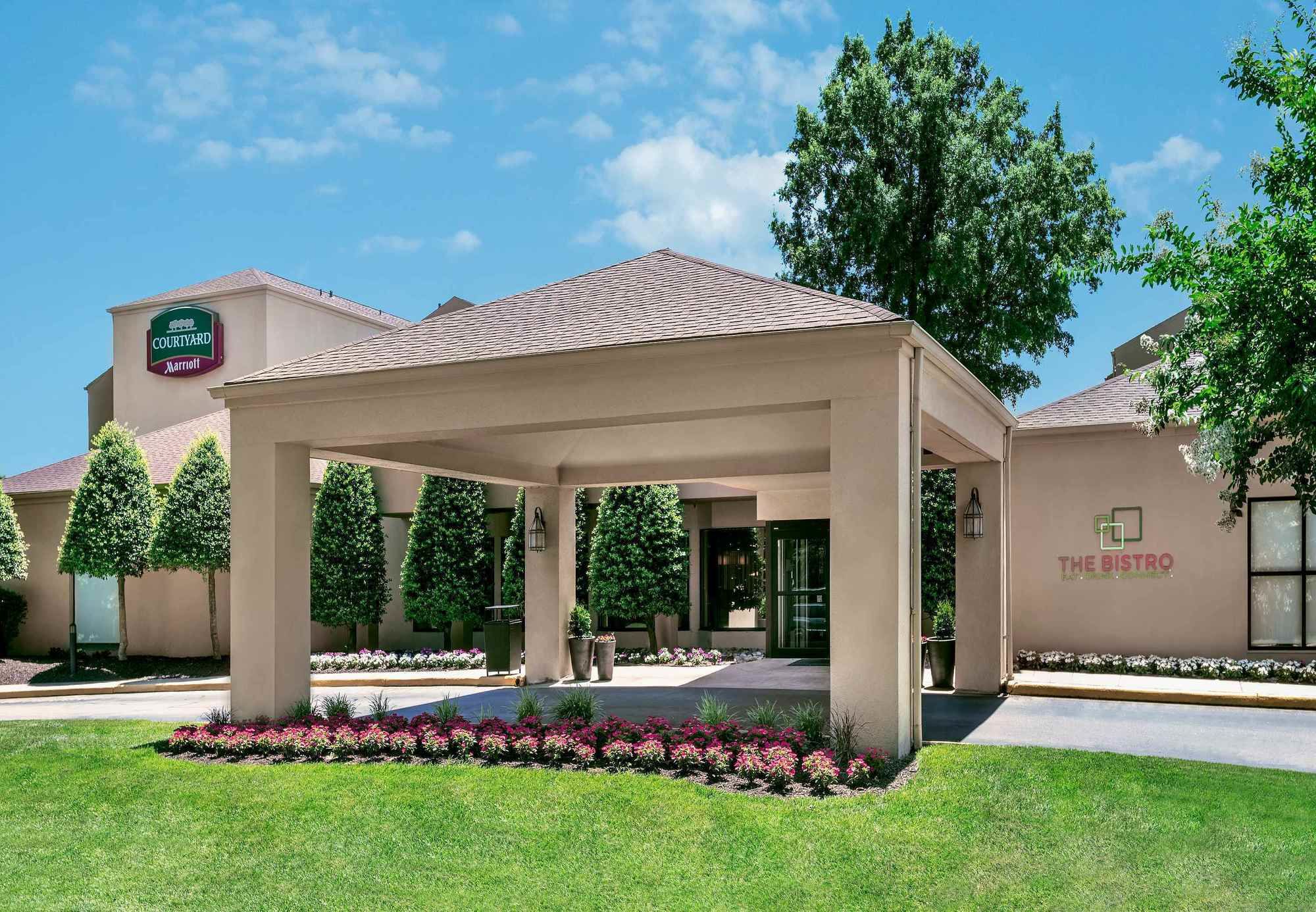 Фото Courtyard by Marriott Virginia Beach Norfolk