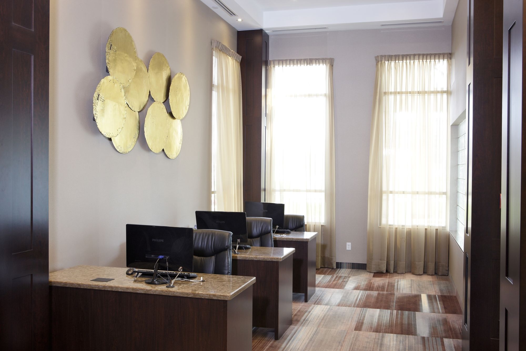 Фото Best Western Plus Lamplighter Inn & Conference Centre