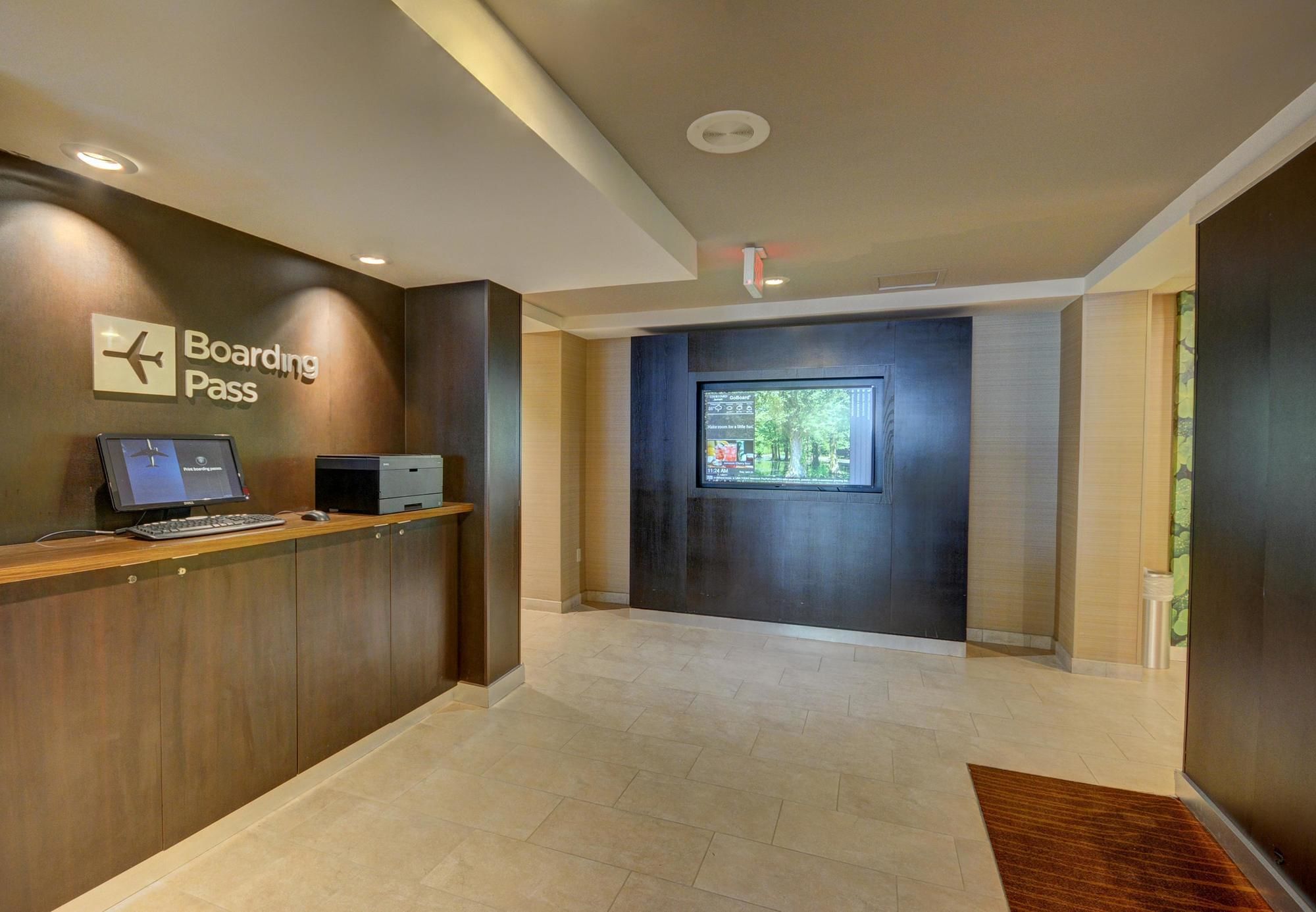 Фото Courtyard by Marriott Lafayette Airport