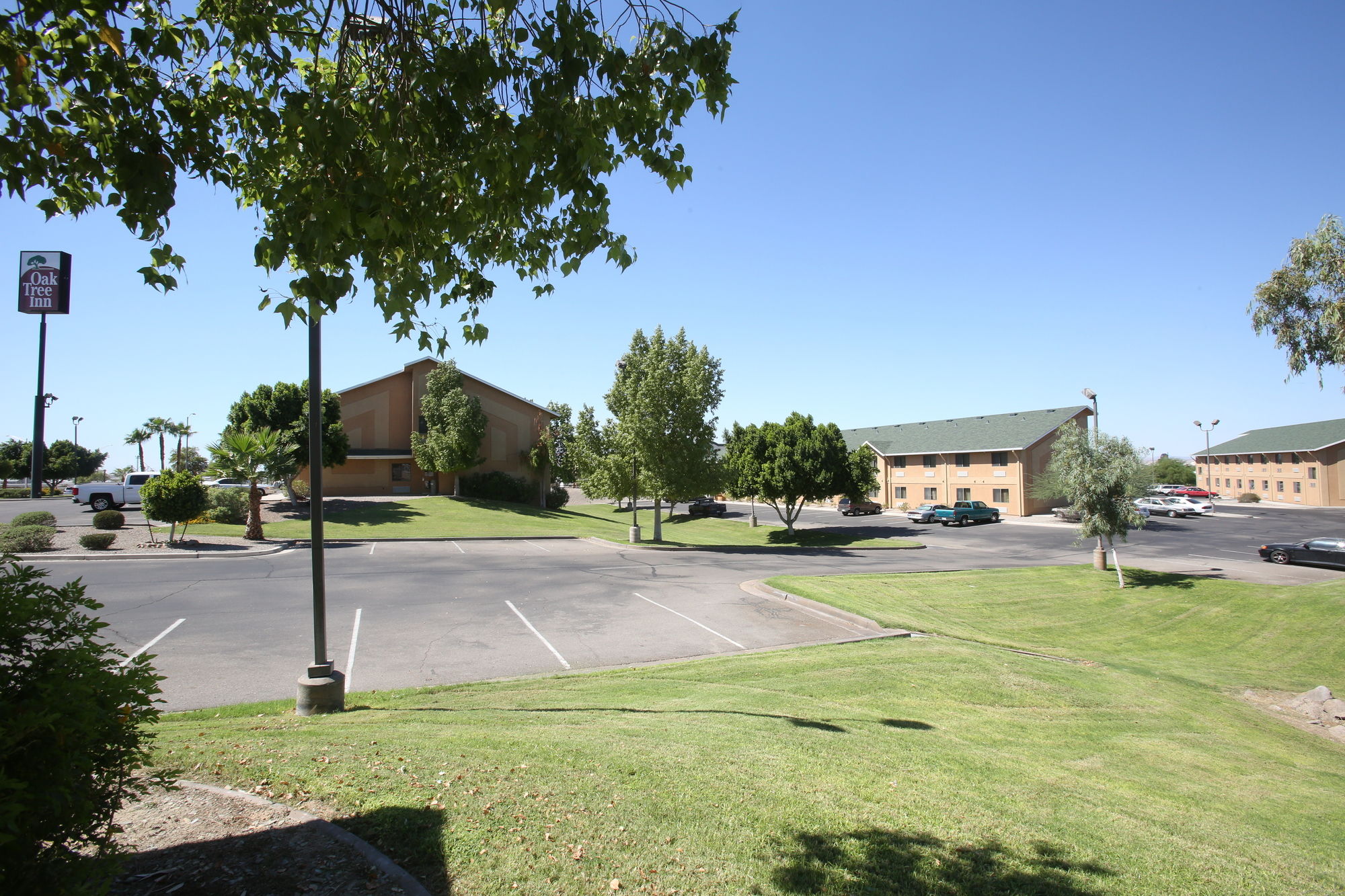 Фото Travelodge by Wyndham Yuma