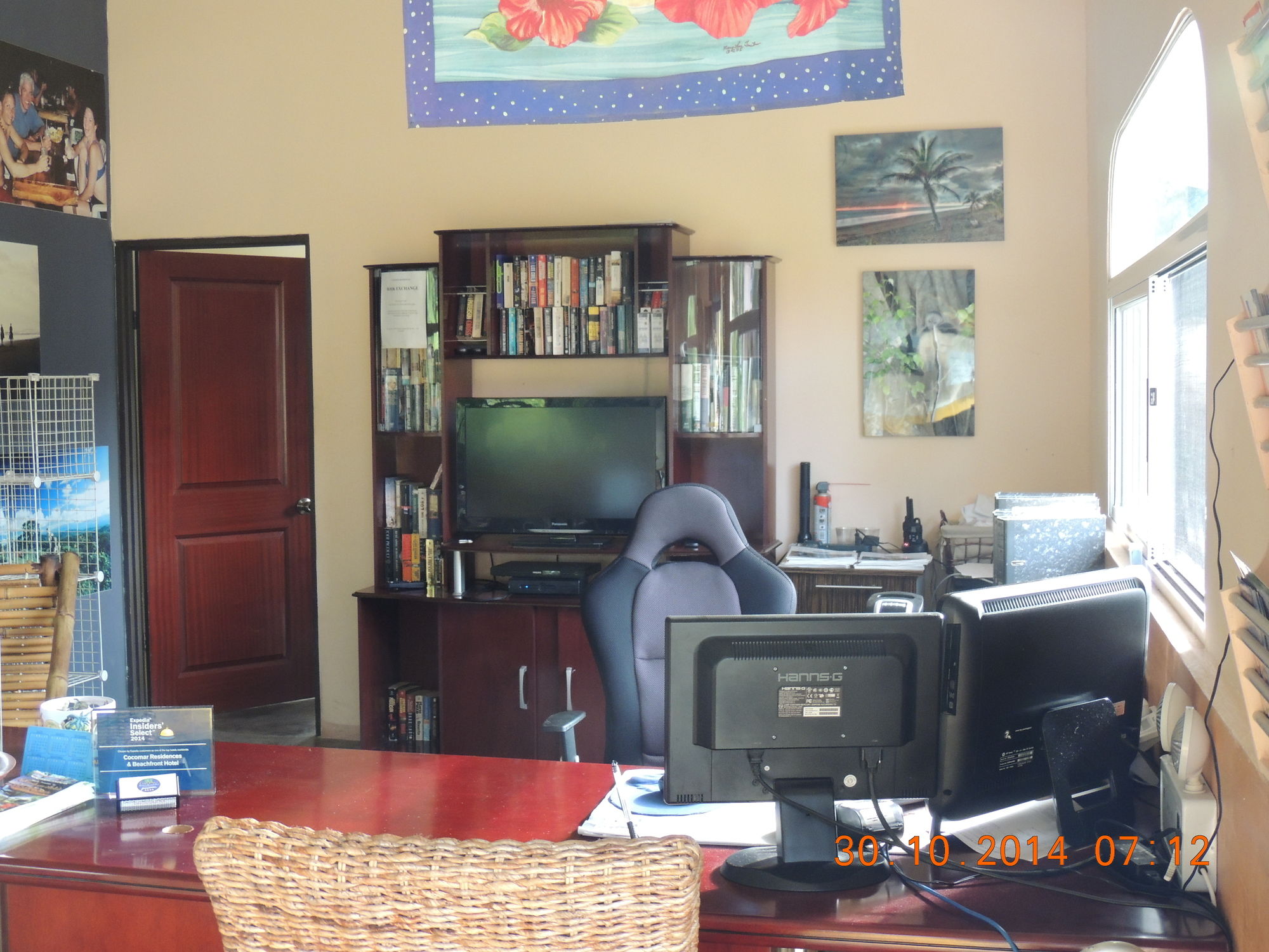 Фото Cocomar Beachfront Hotel and Island Resort