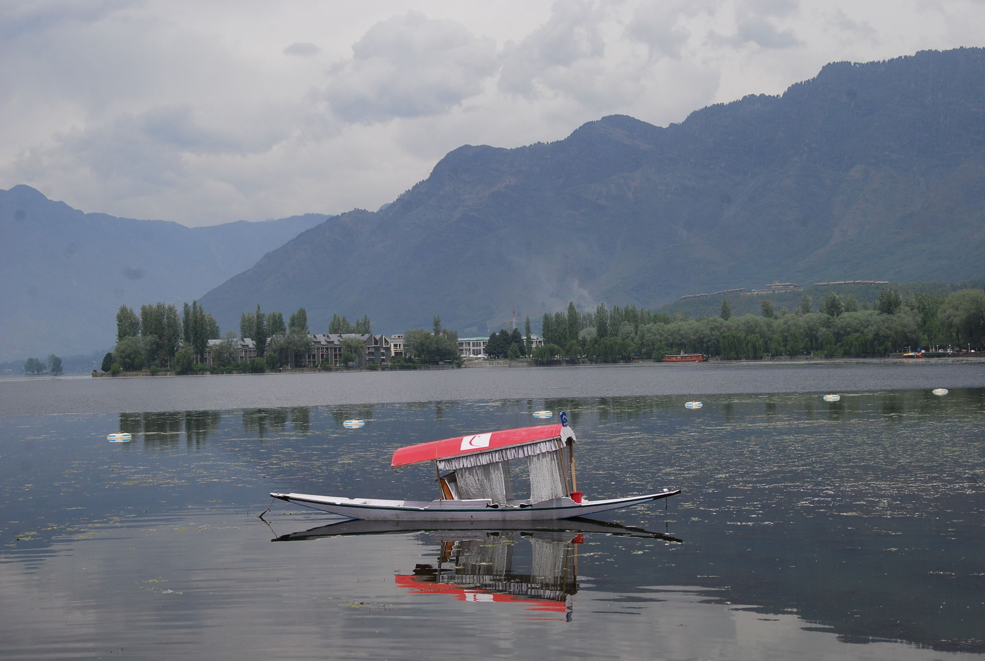 Фото The Lalit Grand Palace Srinagar