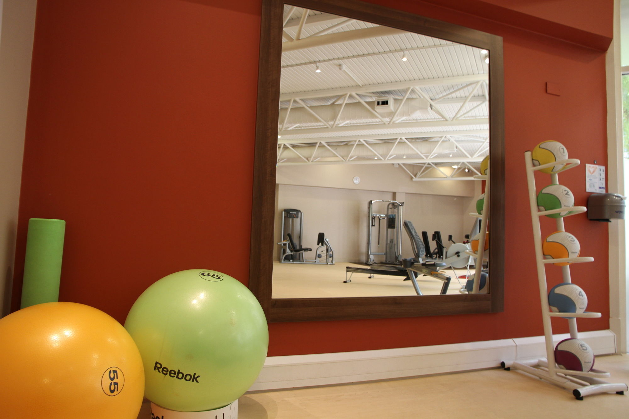 Фото DoubleTree by Hilton Bristol City Centre