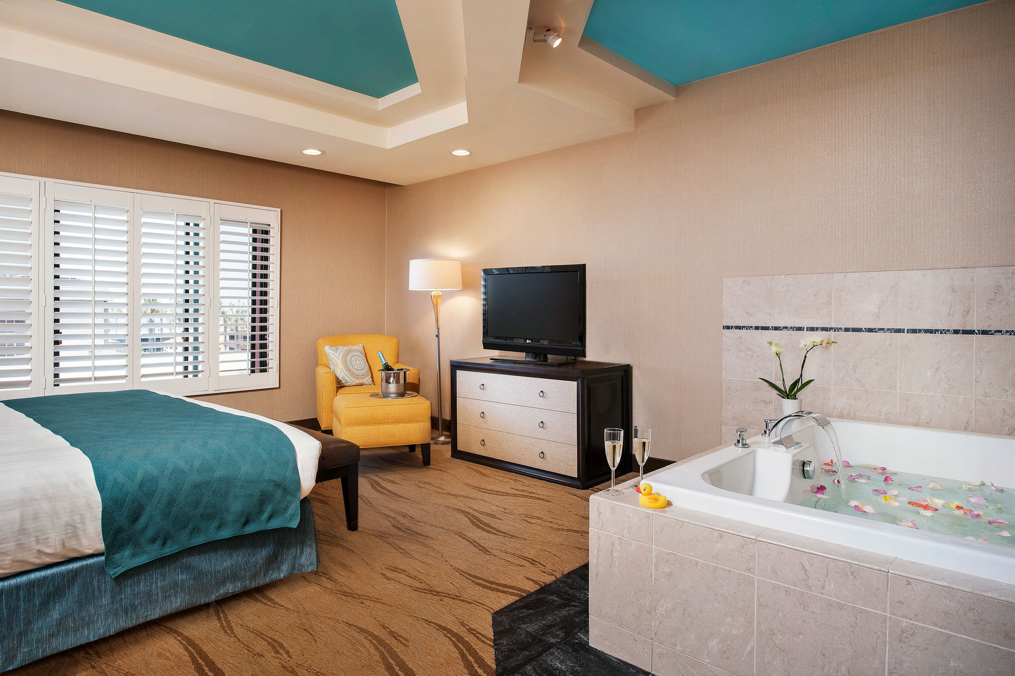 Фото Empress Hotel of La Jolla