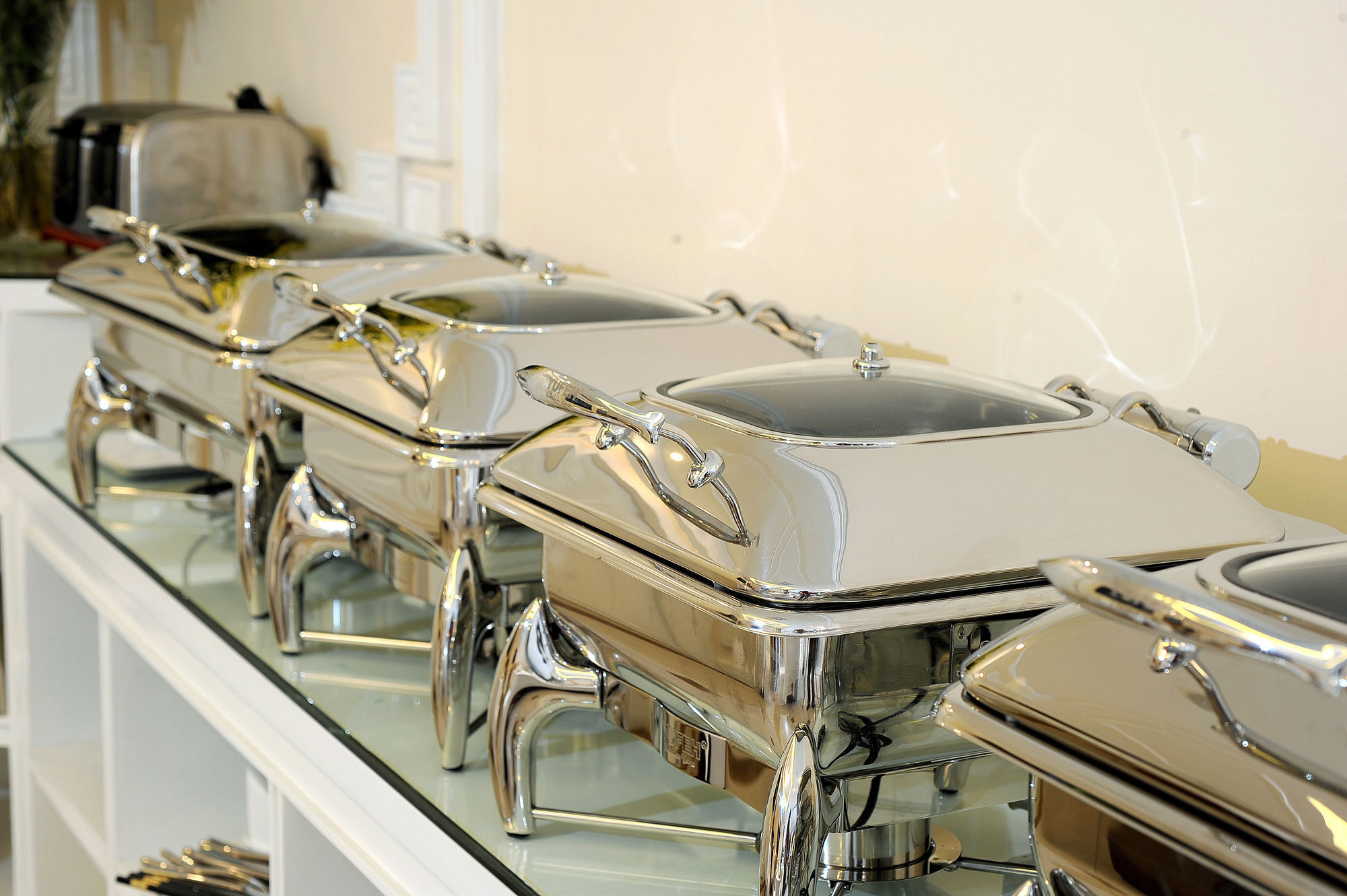 Фото New Era Hotel and Villa