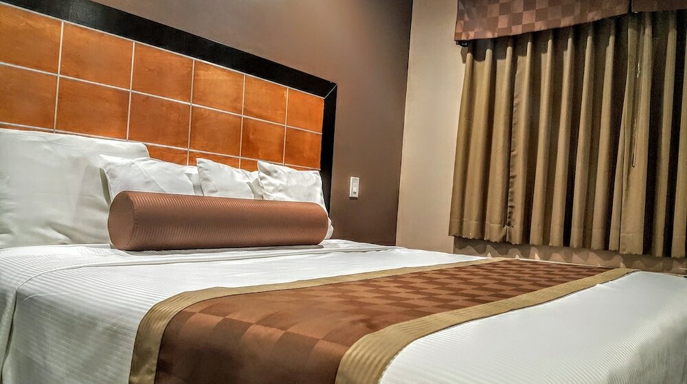 Фото Gardena Terrace Inn