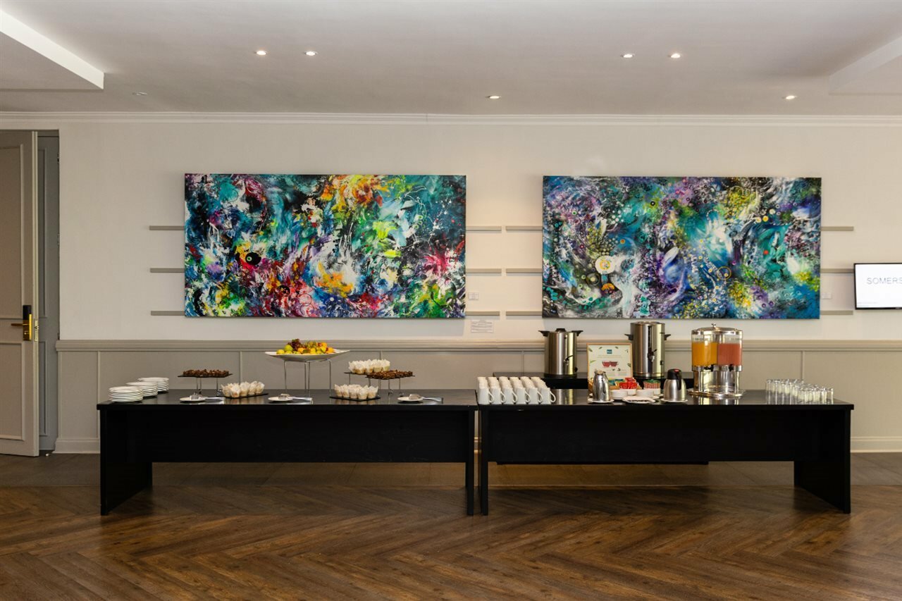 Фото Lord Charles Hotel