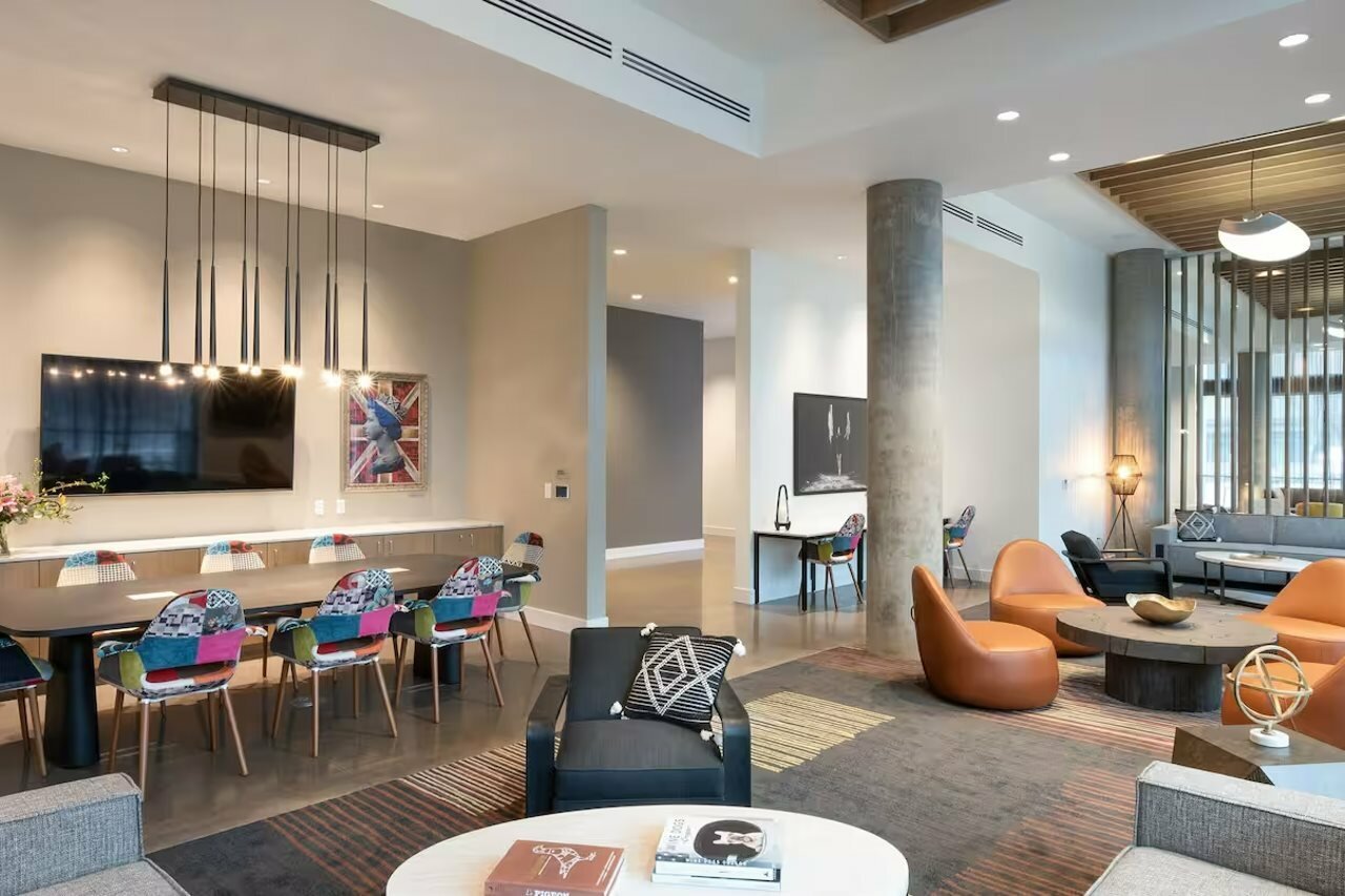 Фото Holman Riverfront Park Hotel Salem, Tapestry by Hilton