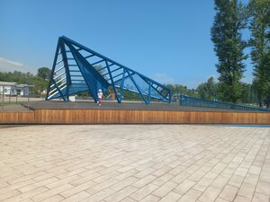Комсомольский парк (Irkutsk, Komsomolskiy park), parque de cultura y ocio