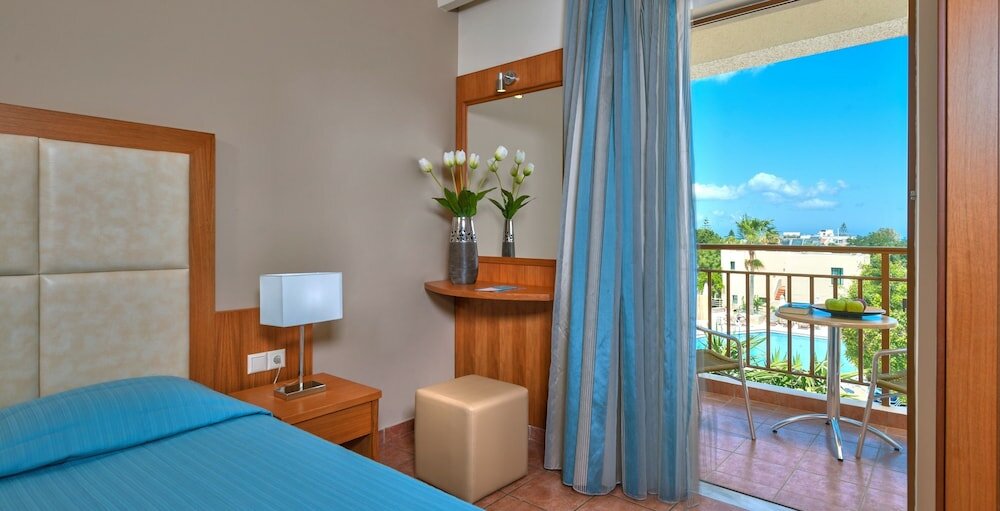 Фото Sirios Village Hotel & Bungalows - All Inclusive