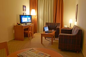 Golden Tulip Sharjah (Sharjah, 2), hotel