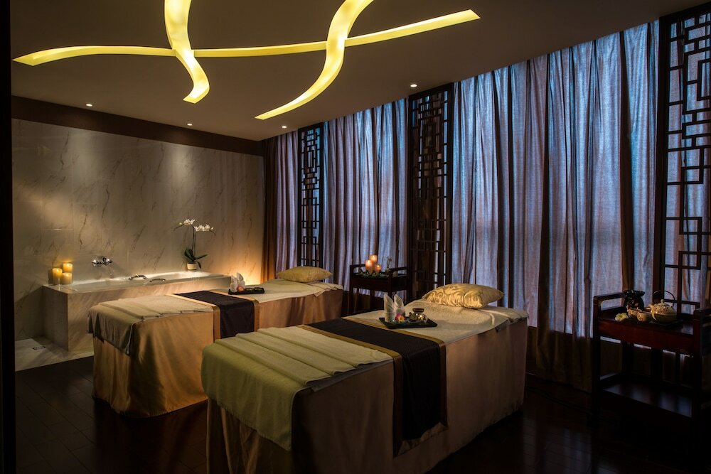 Фото ShenzhenAir International Hotel