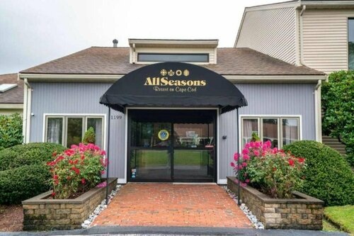Гостиница All Seasons Resort