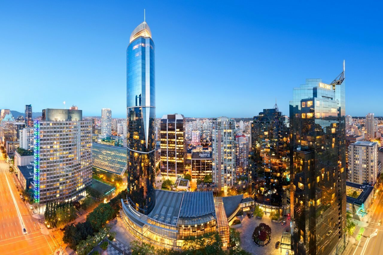 Фото Sheraton Vancouver Wall Centre