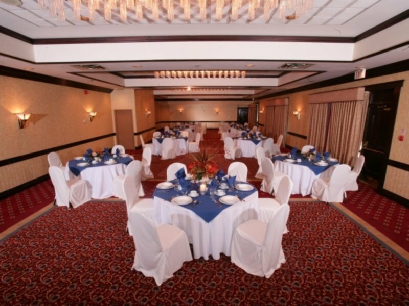 Фото Best Western Plus Toronto Airport Hotel