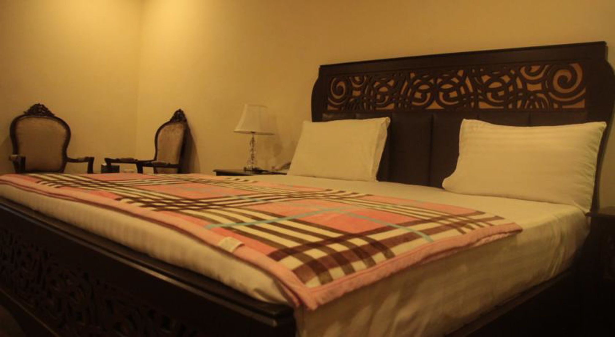 Фото Grand Millennium Hotel