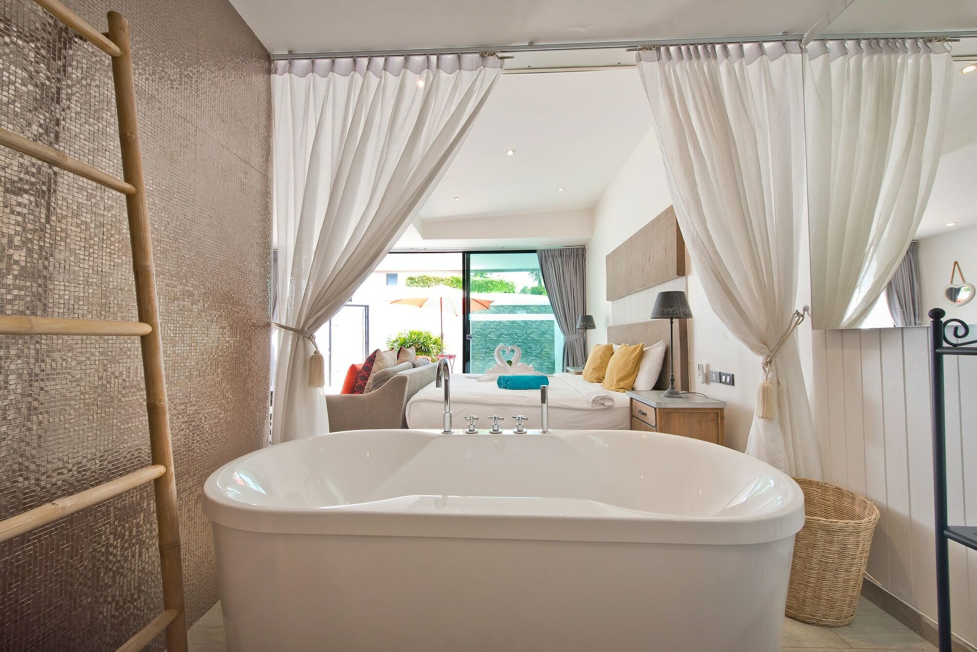 Фото Tropicana Pool Villa