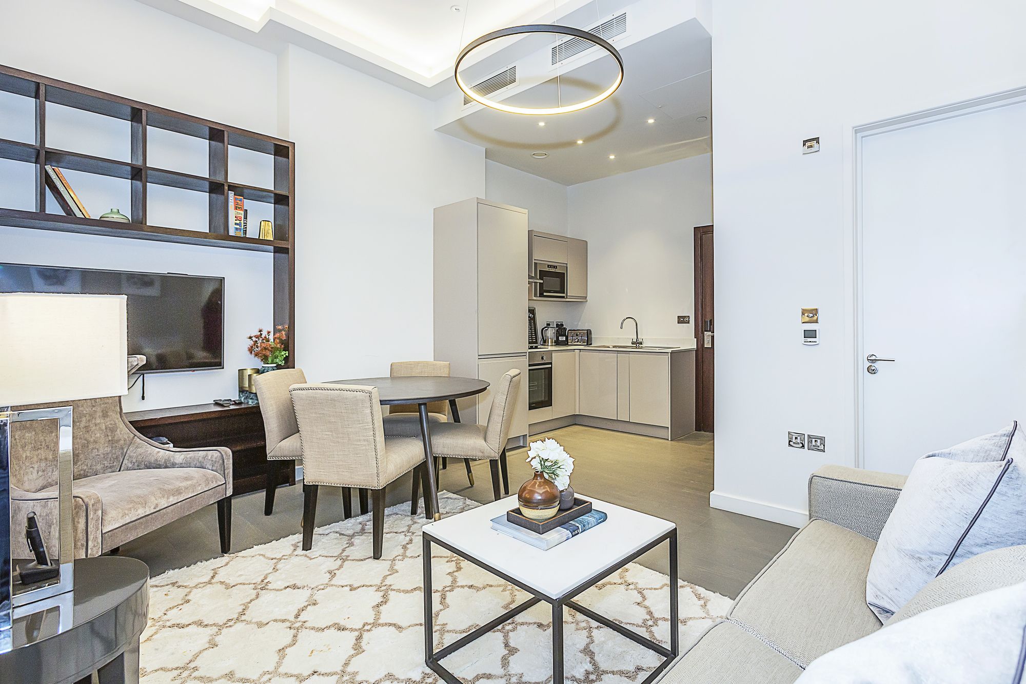 Фото BShan Apartments