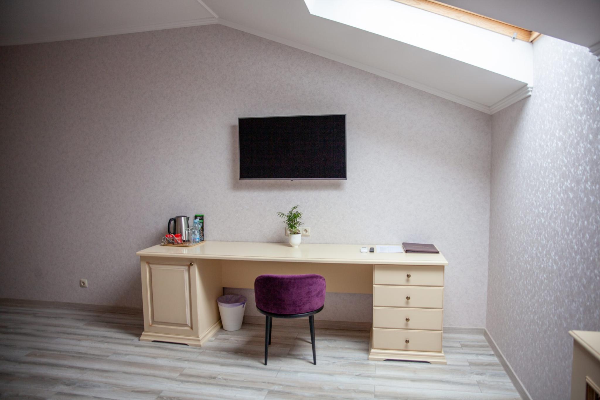 Фото Династия