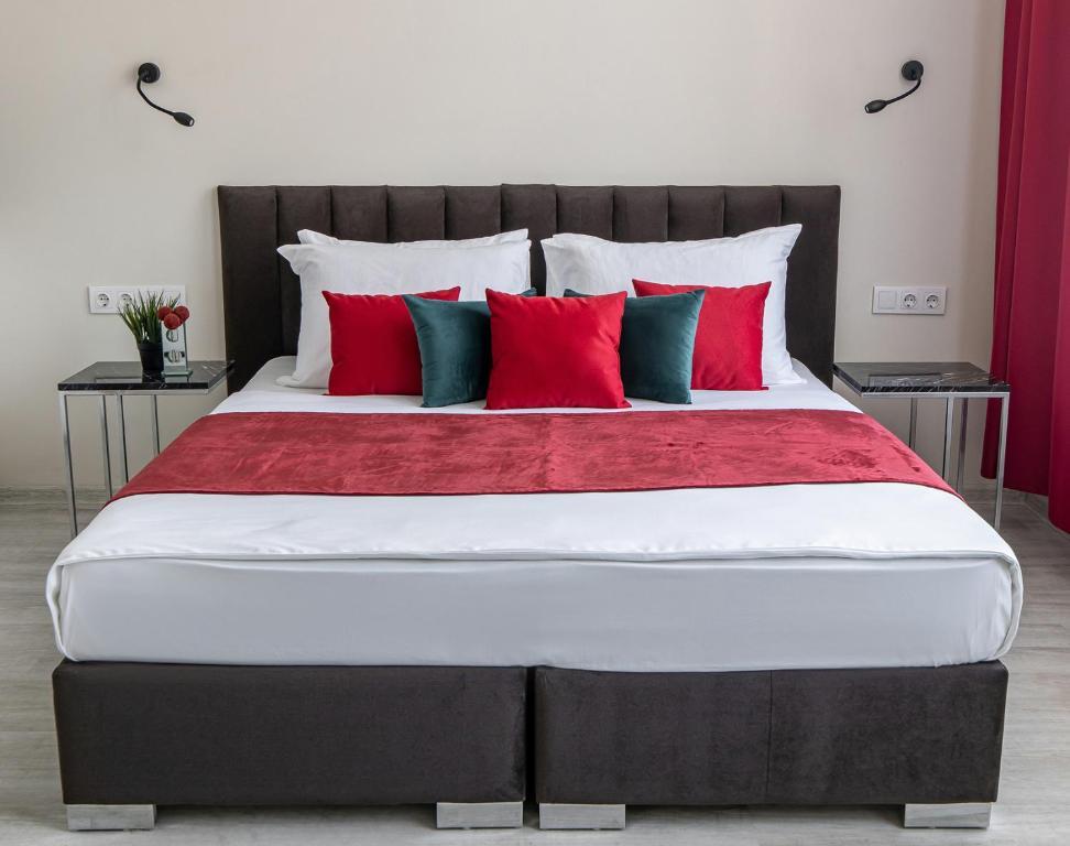 Фото Ростраль