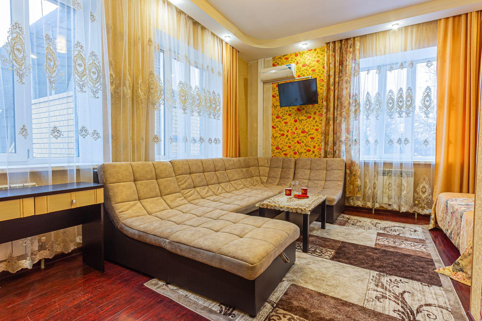 Фото Майский сад