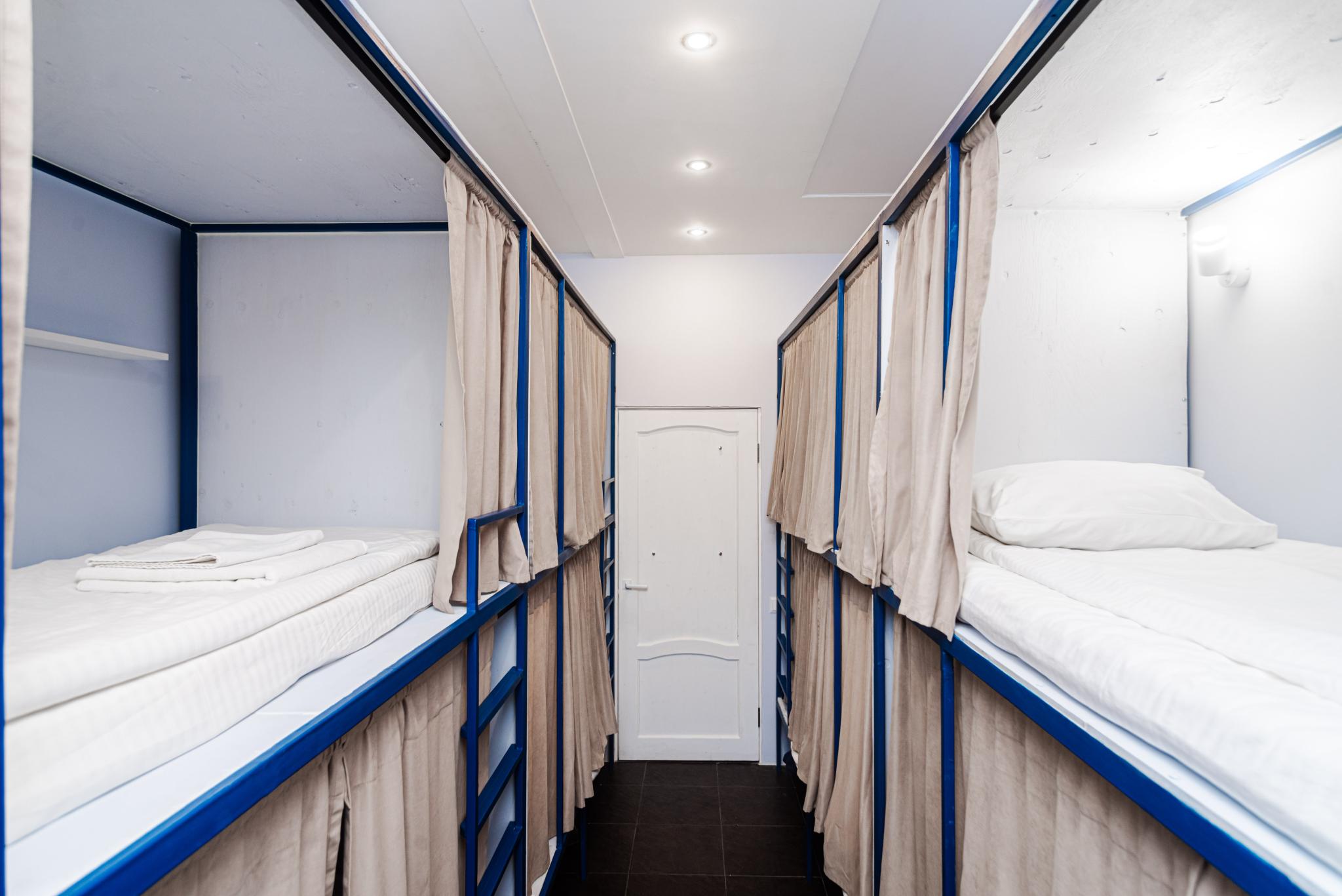 Фото BookCase Hostel