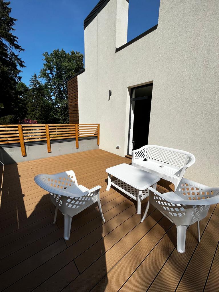 Фото Whale apart