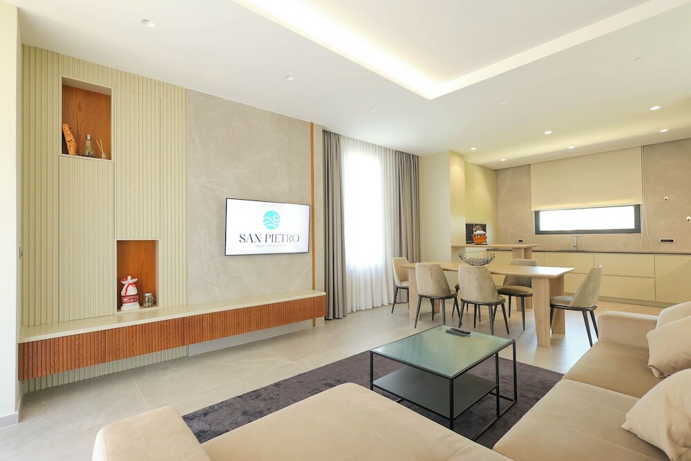 Фото Sanpietro Vacation Rentals