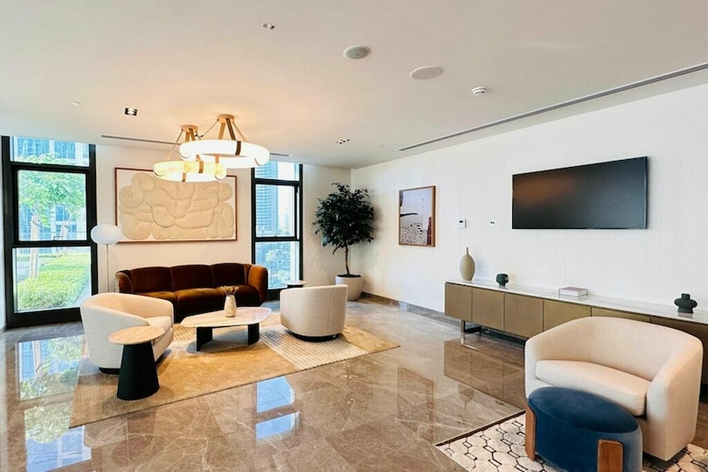 Hotel Oyo Home 1350 Premium 1-bed Apt Burj Crown, Dubai, photo