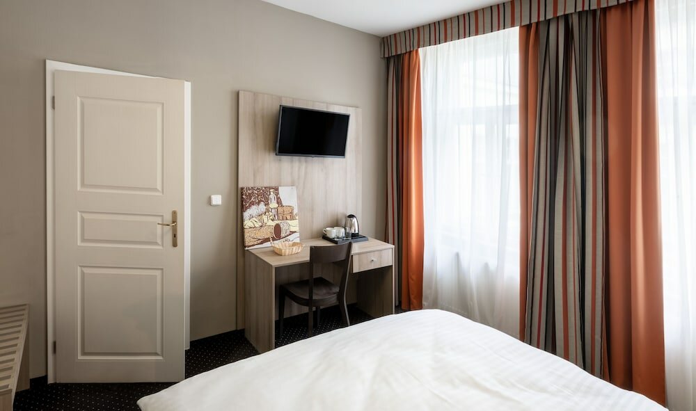 Фото Hotel Palác U Kočků by Adrez Living