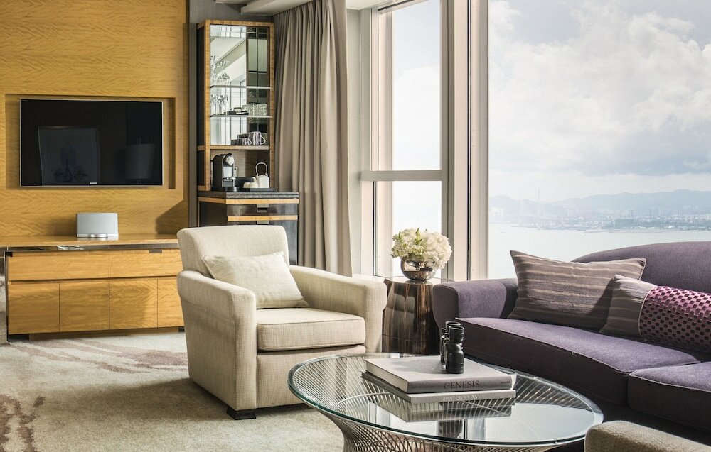 Фото Four Seasons Hotel Hong Kong