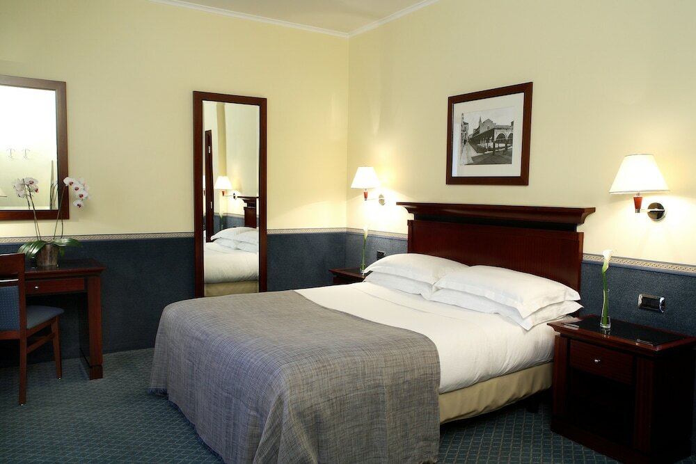 Фото Starhotels Premium Excelsior Bologna