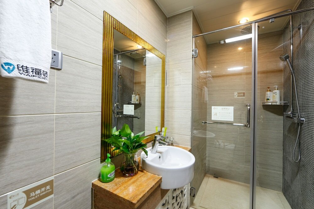 Фото Royal River Apartment