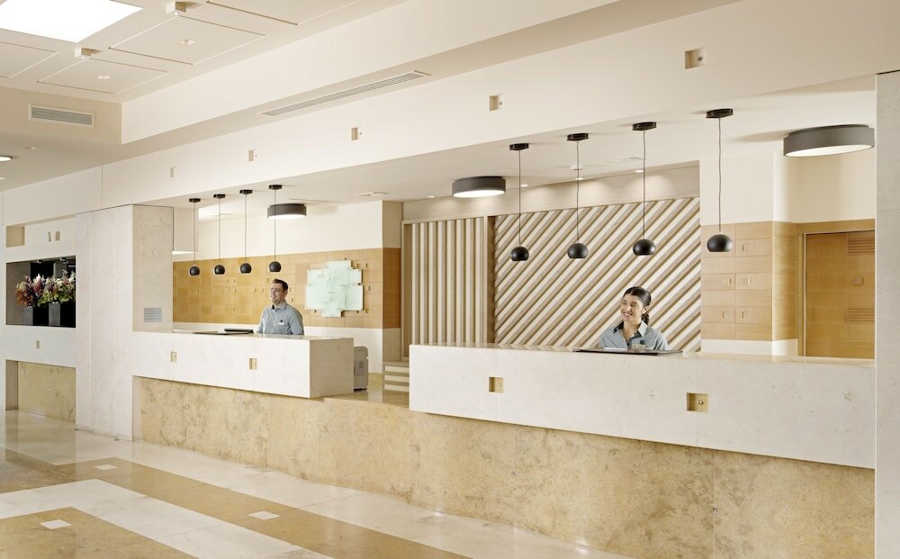 Фото Holiday Inn Athens Attica AV. Airport West, an Ihg Hotel