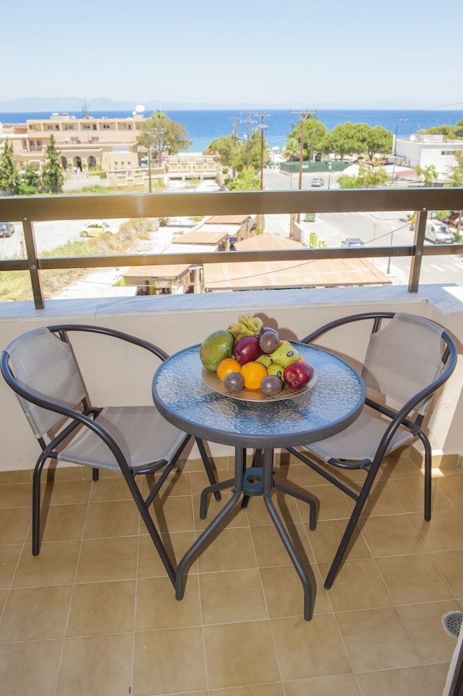 Фото Hotel Heleni Beach