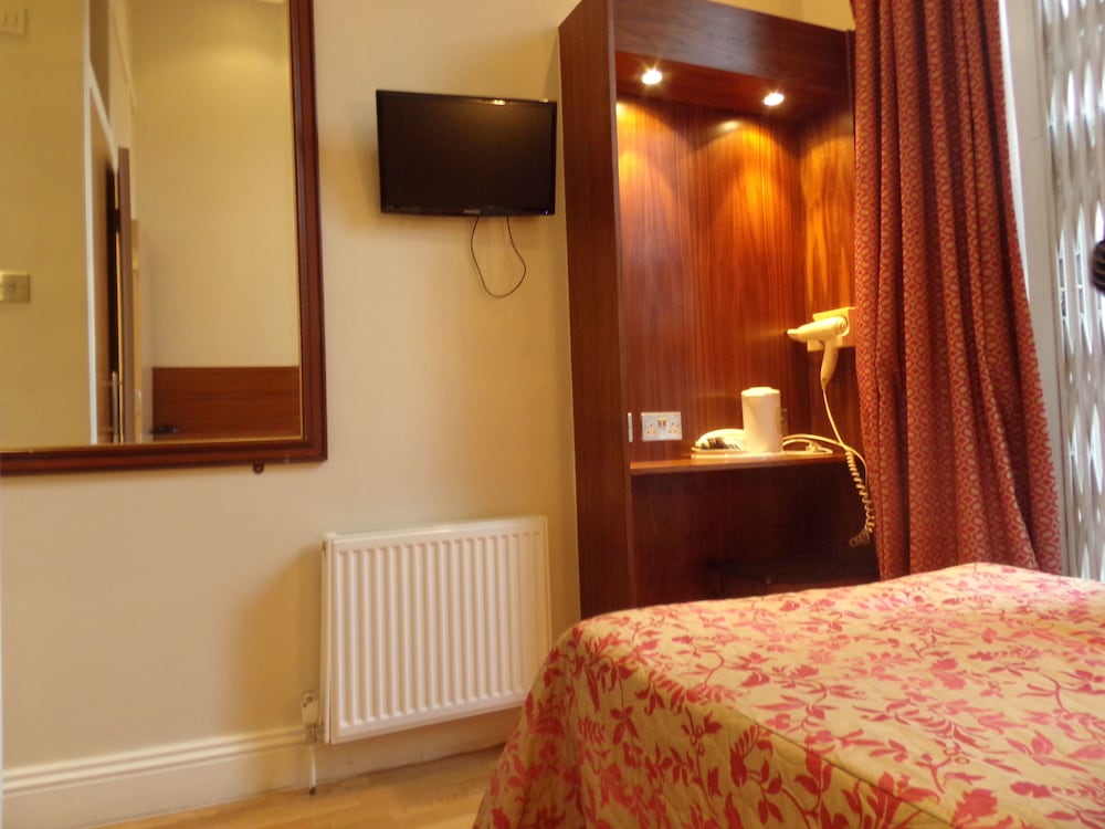 Фото Wedgewood Hotel