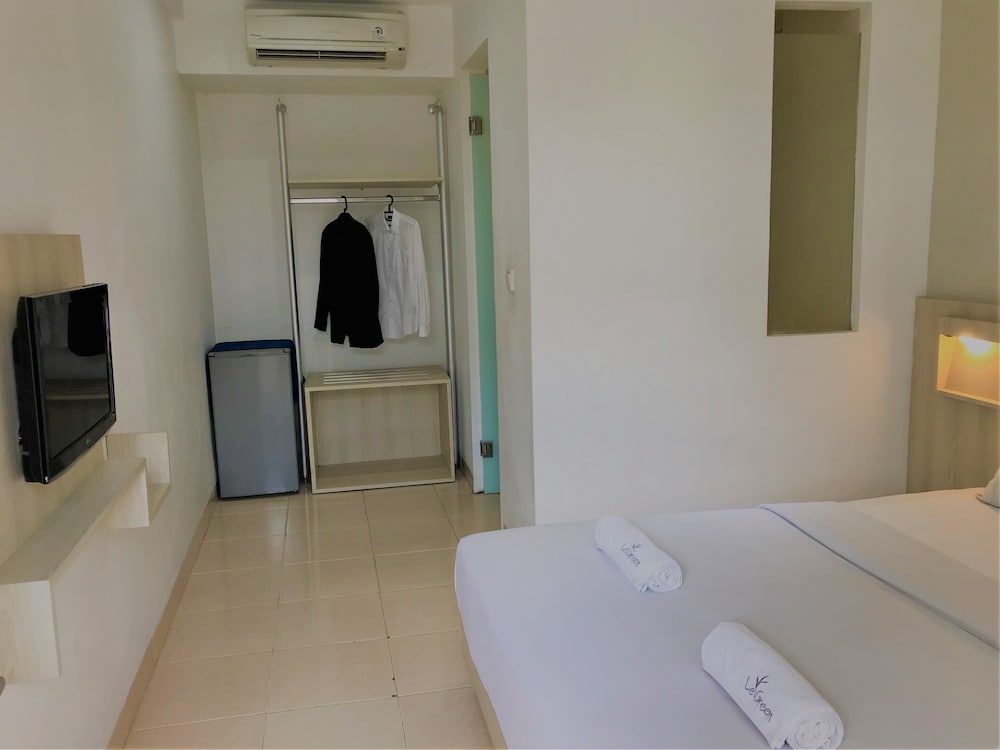 Фото LeGreen Suite Tondano