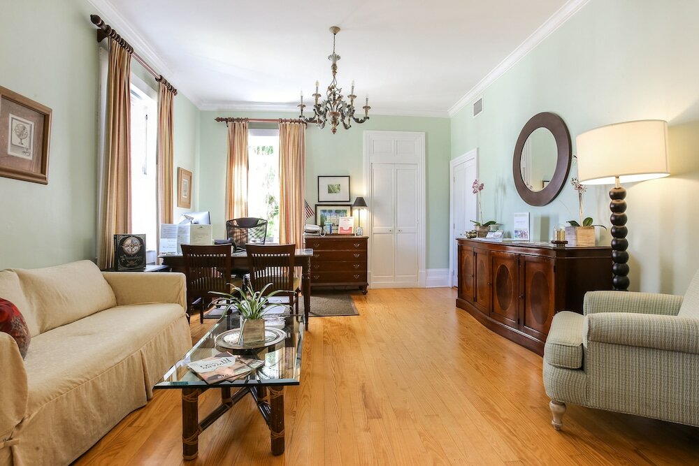 Фото Weatherstation Inn