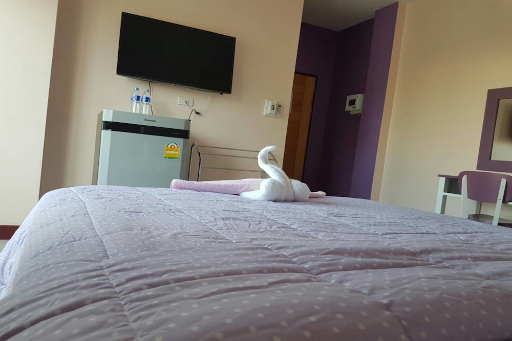 Фото V-House Hotel