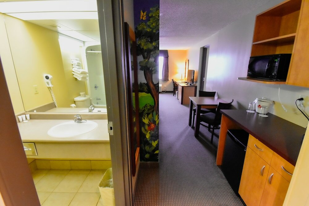 Фото Canad Inns Destination Centre Brandon