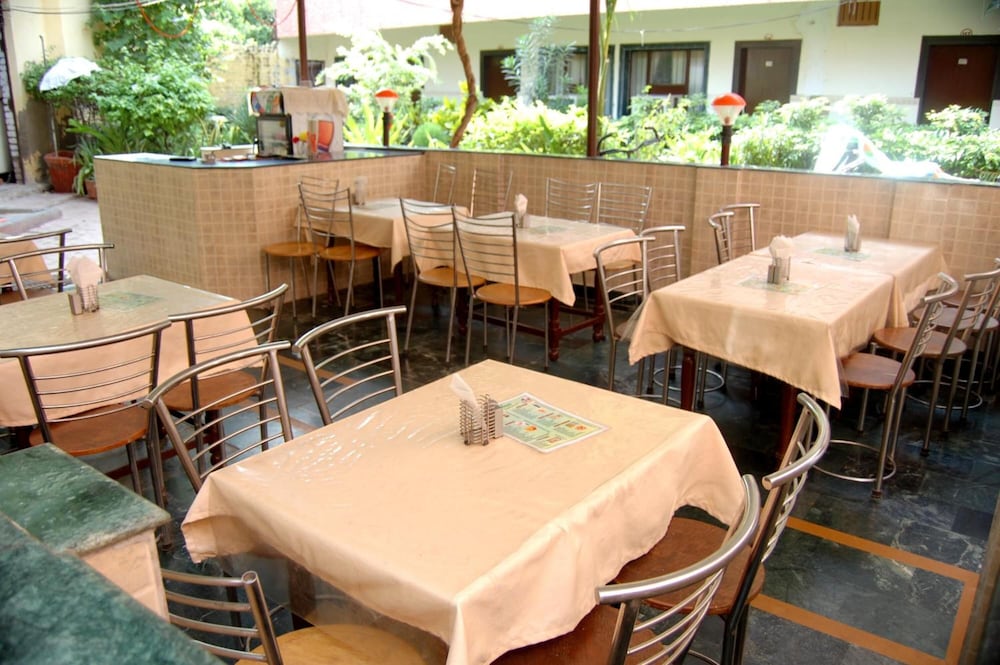 Фото Hotel Sidhartha