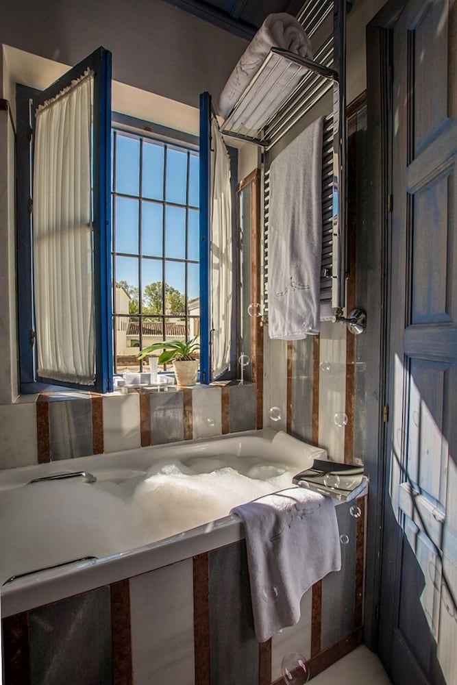 Фото Las Casas de la Juderia Hotel