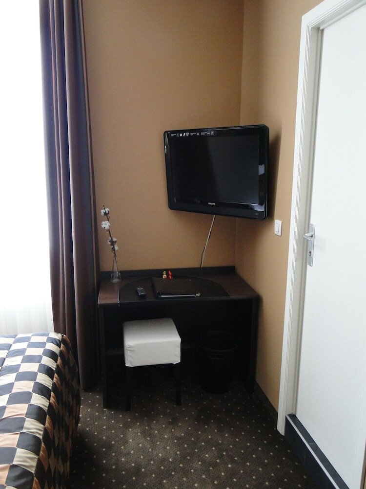 Фото Hotel Malon