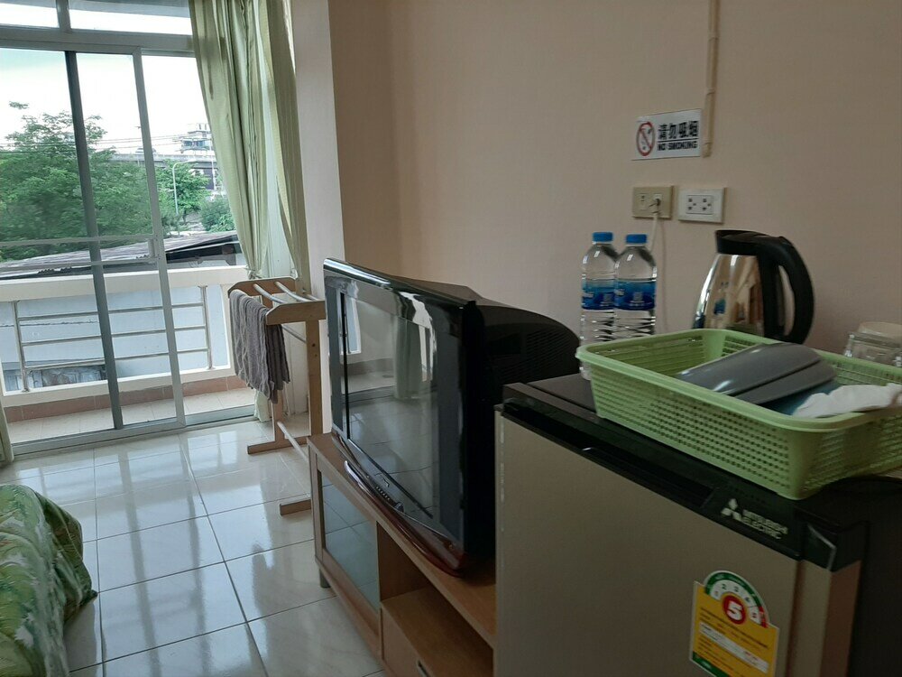 Фото Vanlisut Hotel