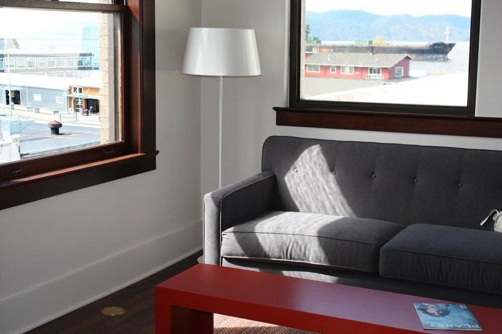 Фото Selina Commodore Astoria